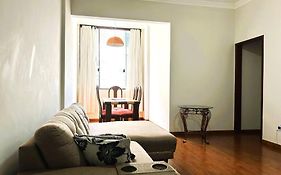 Amplo Apartamento no Posto 4